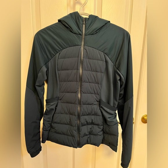 Lululemon down for it all jacket size 12 dark teal color - Picture 1 of 6